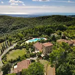 Talpa-19 By Interhome * Riparbella